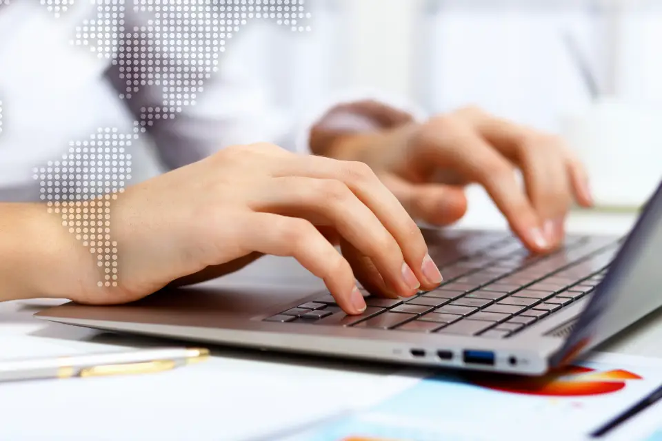 cover TCS laptop global